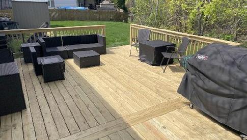 Nice completed deck in Carol Stream IL - A-Affordable Decks